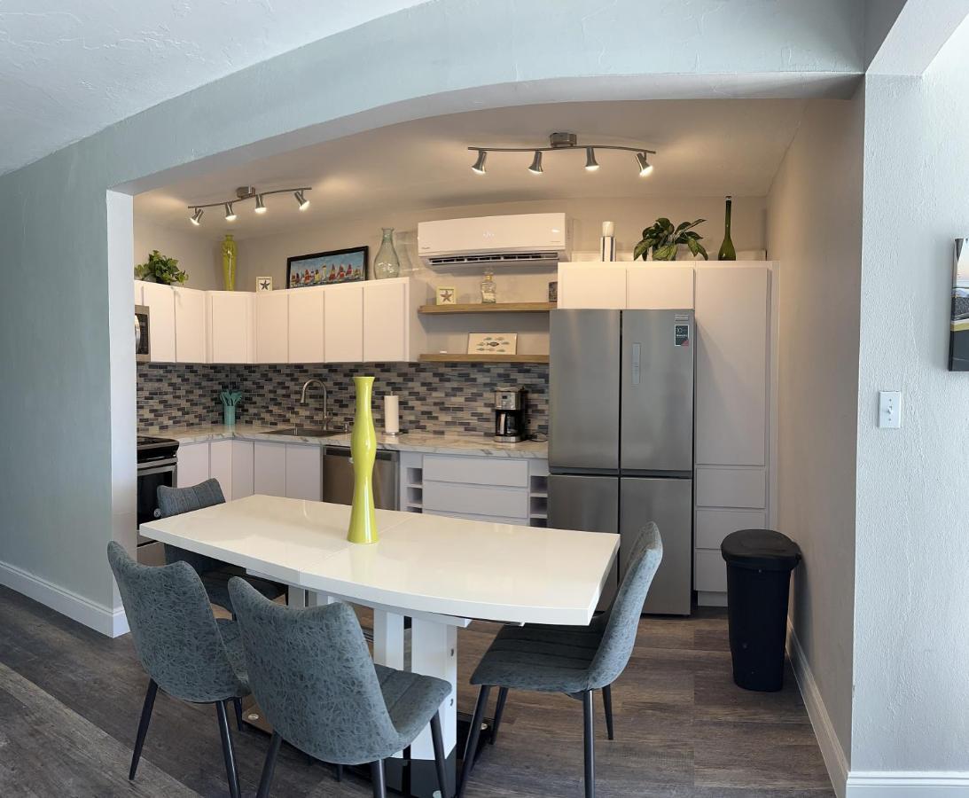 Aguada Beach Condos 外观 照片