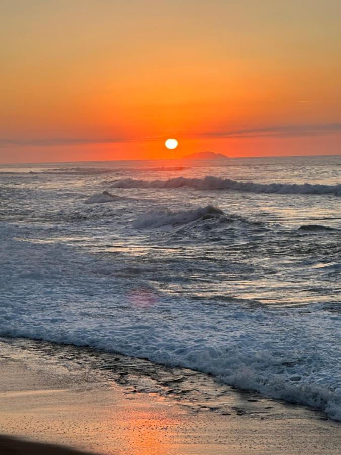Aguada Beach Condos 外观 照片