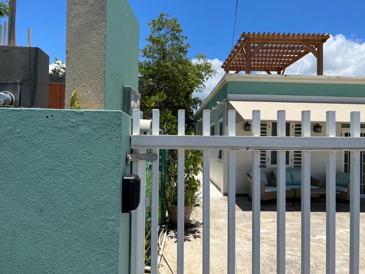 Aguada Beach Condos 外观 照片