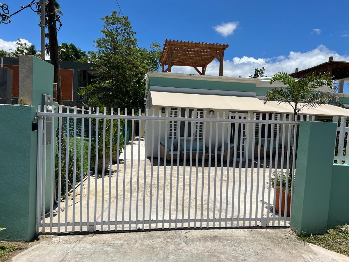 Aguada Beach Condos 外观 照片
