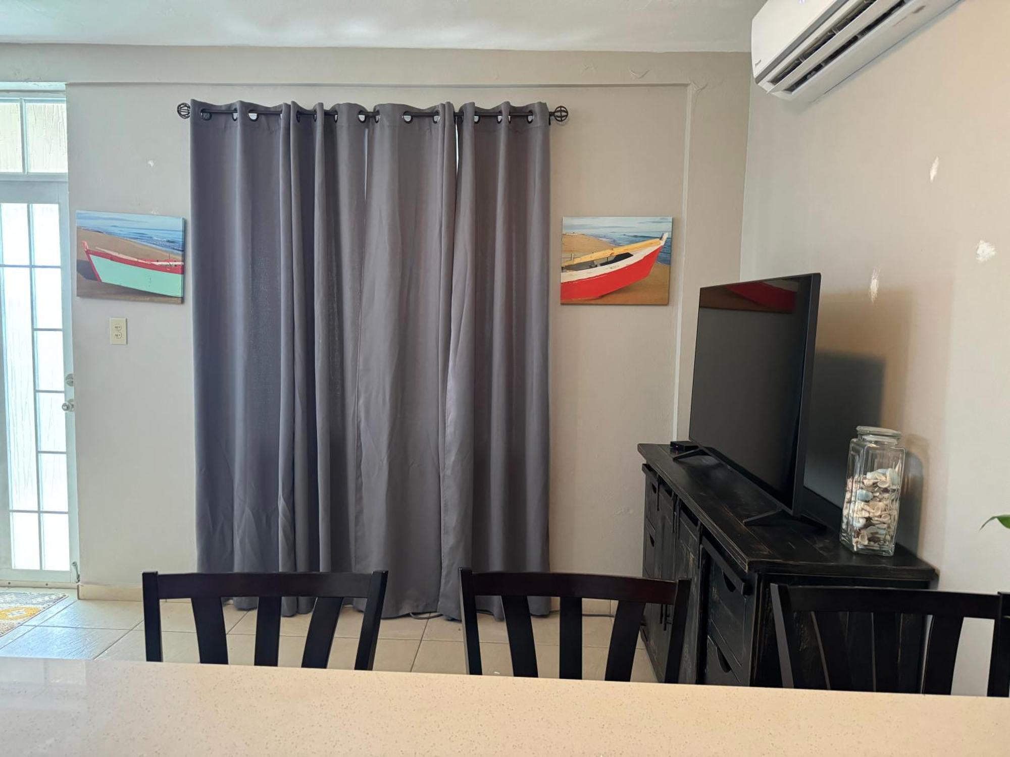 Aguada Beach Condos 外观 照片